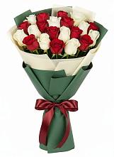 Букет Микс из красных и белых роз #REPLACE_PRED# Добринке