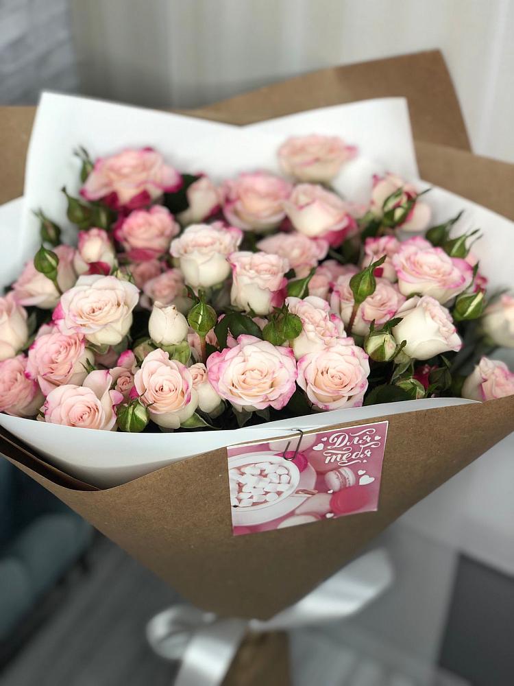 Букет цветов из: Розы в Добринке