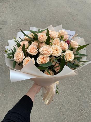 Букет Кремовые розы Латте в Добринке
