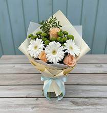 Букет цветов из:  Герберы, Розы и Хризантемы в Добринке